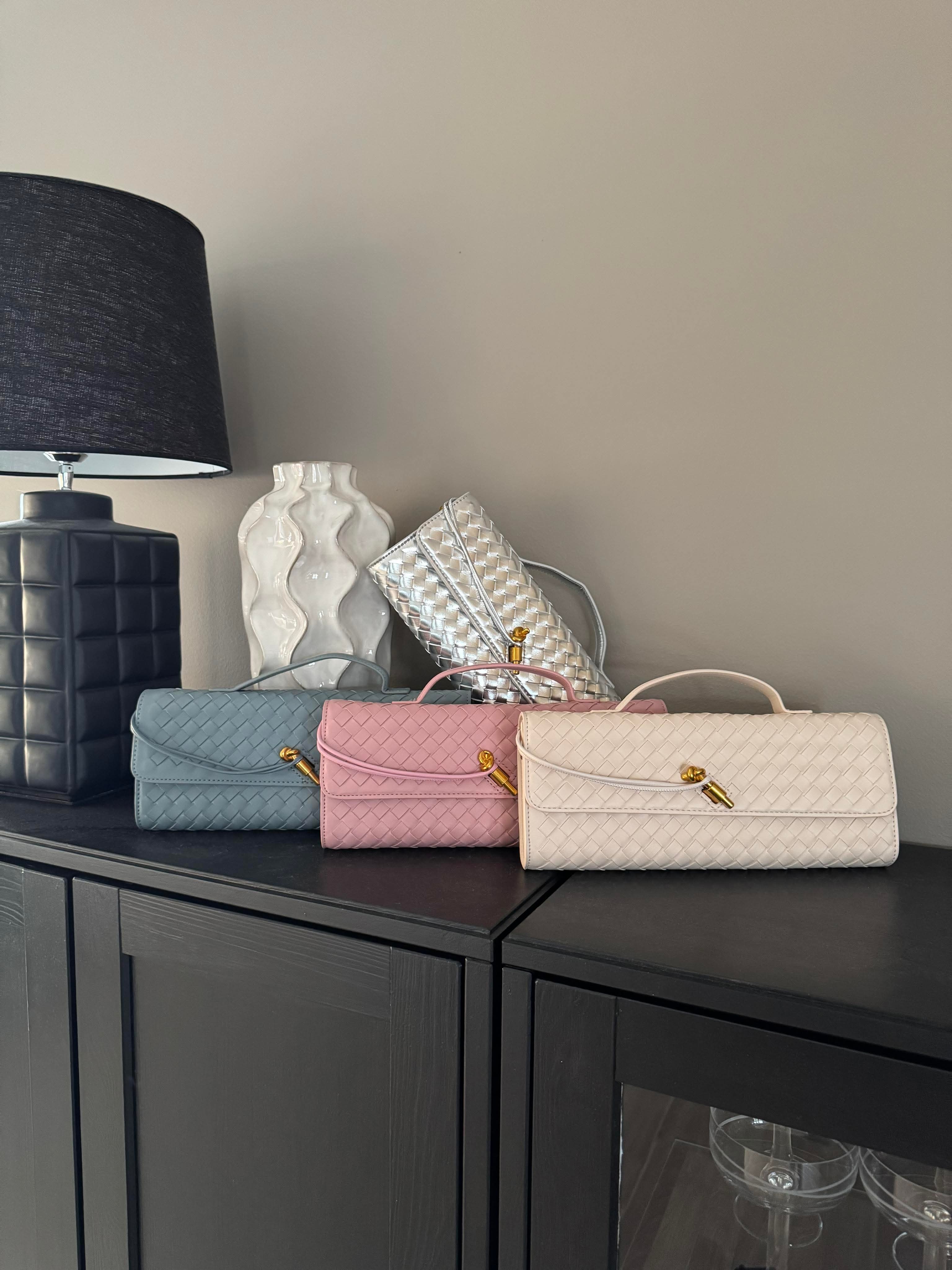 Stella- clutch Ljusblå