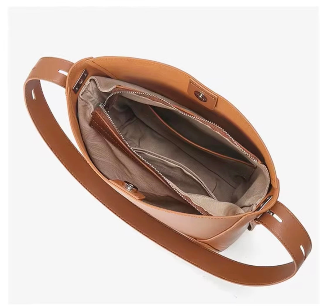 Kate- axelremsväska Cognac